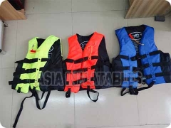 Hot sell Inflatable Water Park Life Vest Wearable