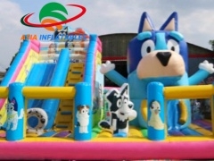 Bluey aufblasbare Hüpfburg für Familienspaß hersteller