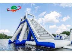 Aufblasbare Wasserparkrutsche Riesige schwimmende Wasserrutsche