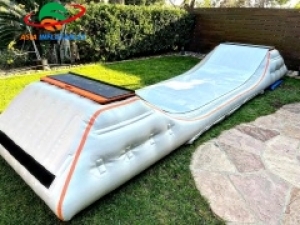 Inflatable skate ramps