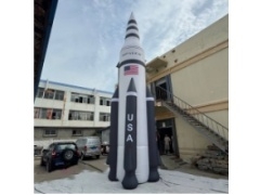 Aufblasbare Rakete